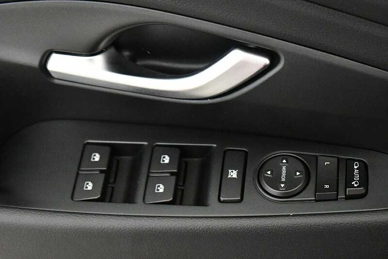 Hyundai i30 1.0 TGDI N Line 30A 120